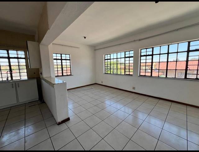 2 BEDROOM PROPERTY TO RENT IN LAUDIUM